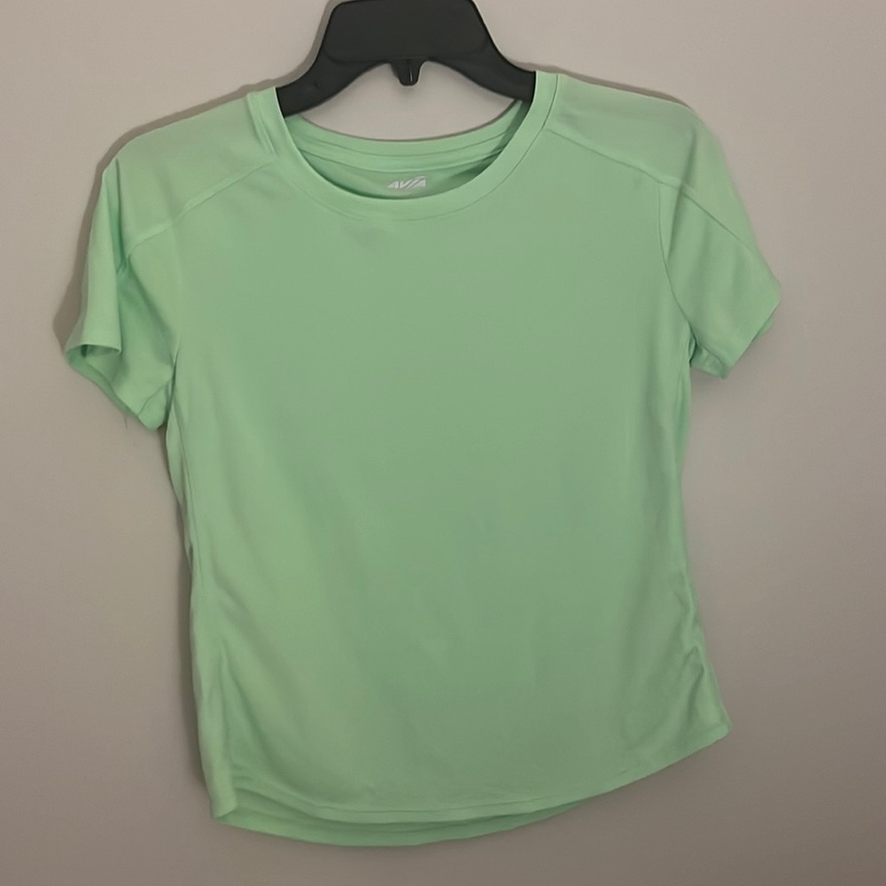 Exercise tee